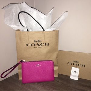 NWT Coach wristlet